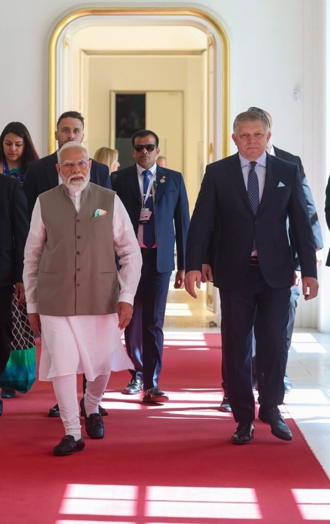 స్లోవేకియా పారిశ్రామికవేత్తలతో ప్రధాని మోదీ సమావేశం