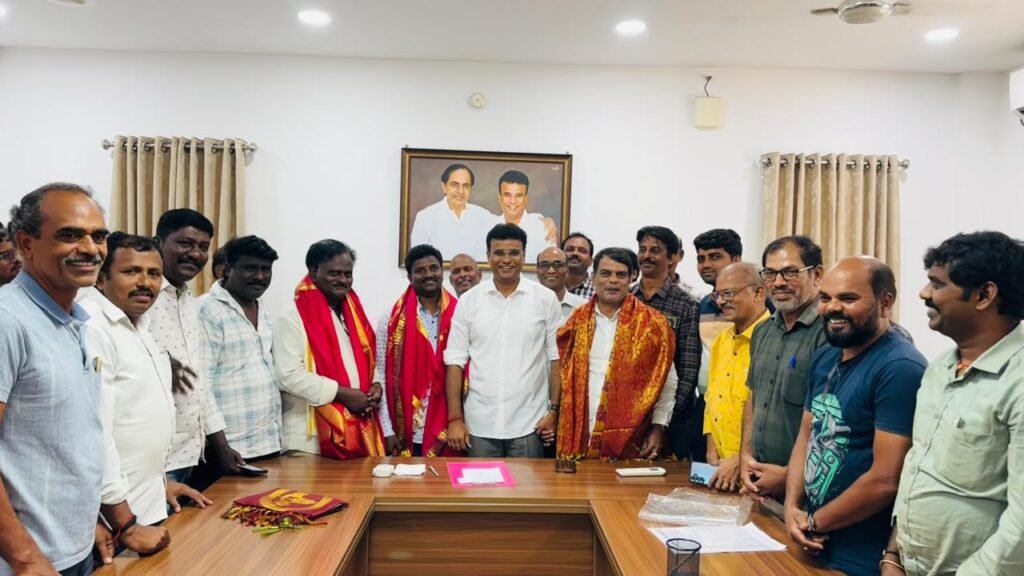 బాపునగర్ వెల్ఫేర్ అసోసియేషన్ అభివృద్ధికి సహకరిస్తాం: ఎమ్మెల్యే కేపీ వివేకానంద్