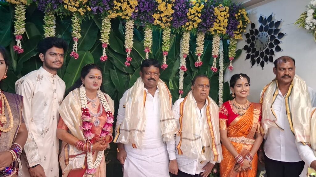 శ్రీ ఎల్లమ్మ తల్లి కళ్యాణ మహోత్సవంలో పాల్గొన్న కొలన్ హన్మంత్ రెడ్డి