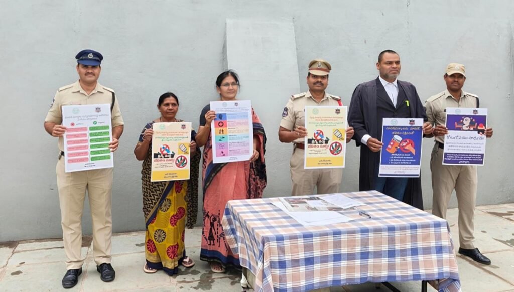 నషా ముక్త్ భారత్ అభియాన్ పోస్టర్ ఆవిష్కరణ